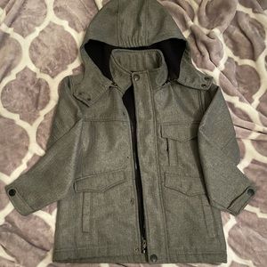 Children’s coat with detachable hood. Sz 8